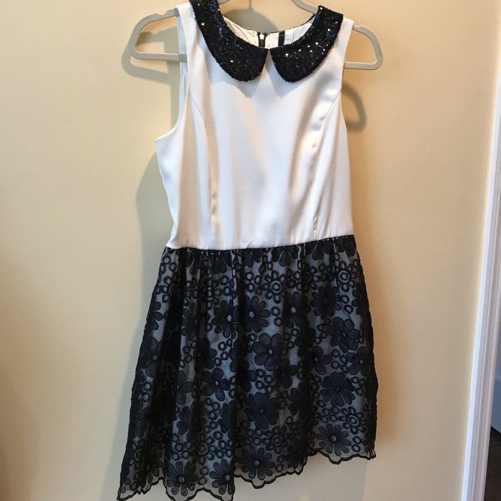 Kensie special occasion dress